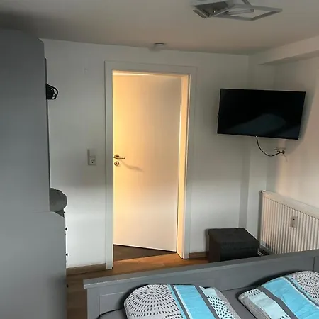Apartment Neu! Moderne Knullwald