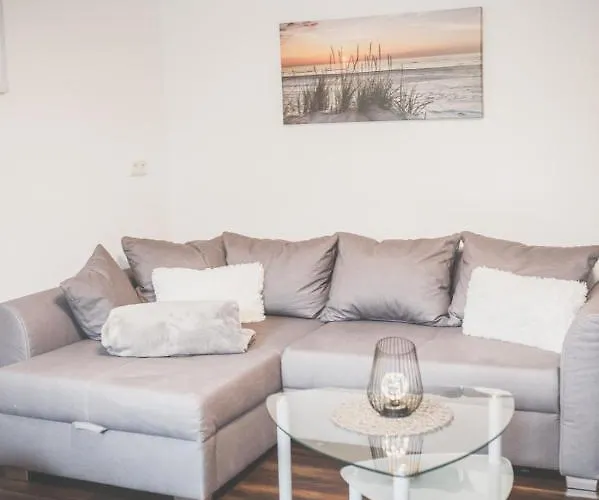 Neu! Moderne Knüllwald